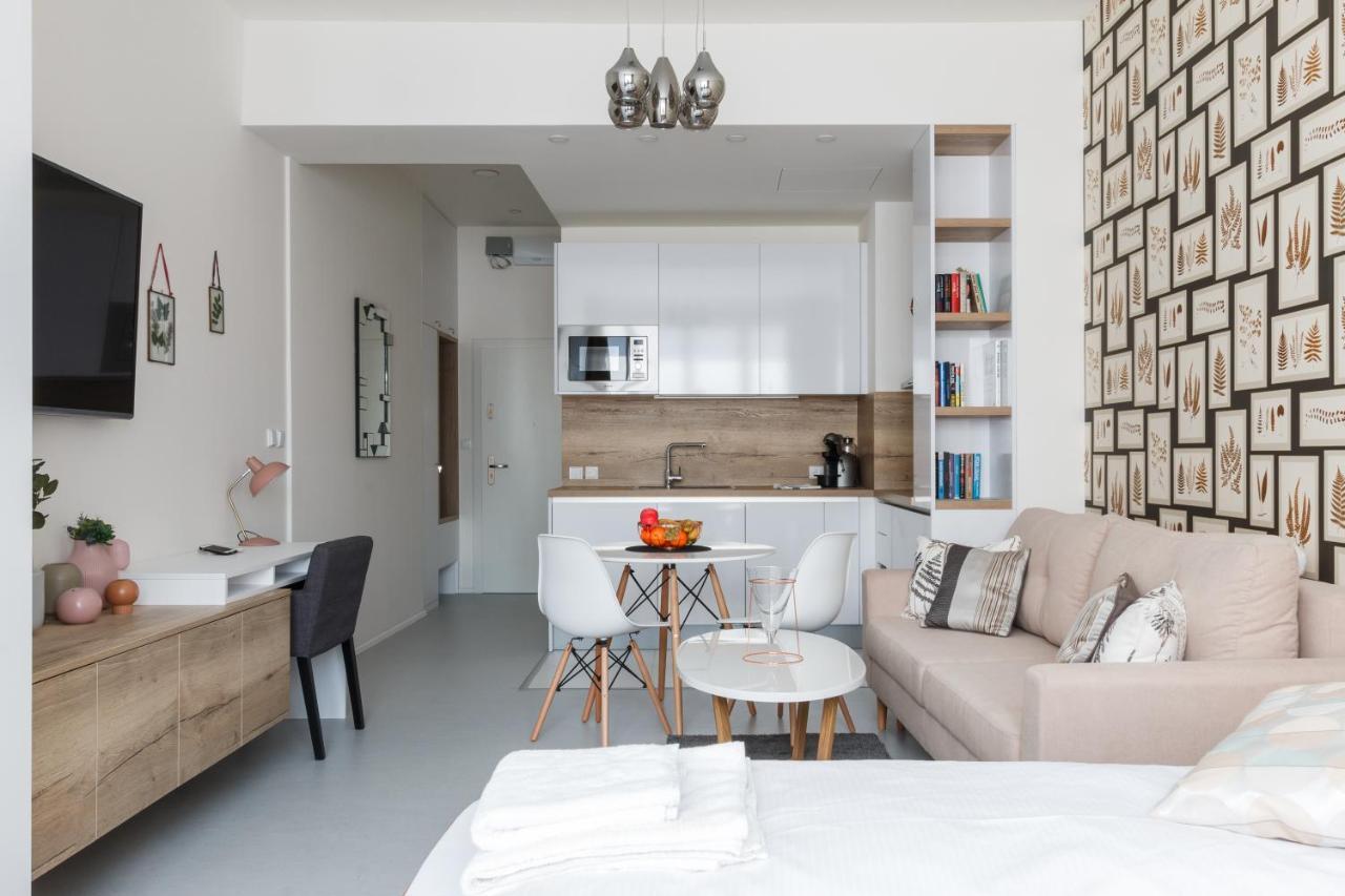 Designer Studio In New Town By Prague Days Appartement Buitenkant foto